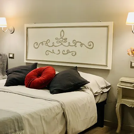 Isabel Guest House